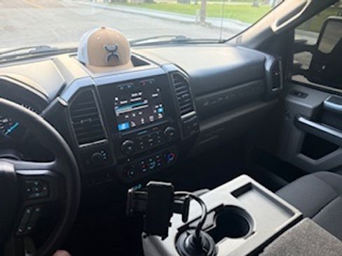Used 2017 Ford F250 XLT w/ XLT Premium Package AWD/4WD image 6