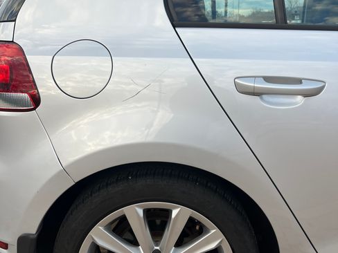 Used 2014 Volkswagen Golf TDI image 21