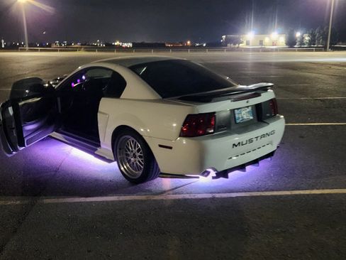 Used 2003 Ford Mustang Mach 1 image 2