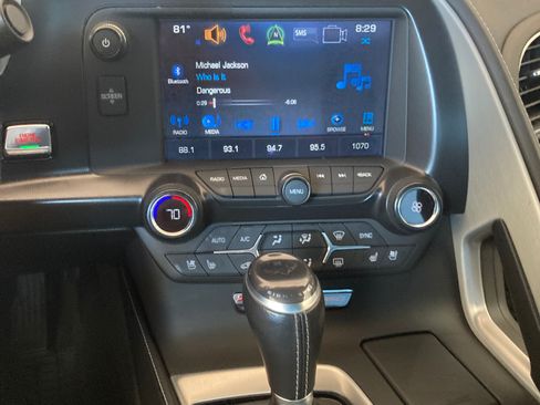 Used 2016 Chevrolet Corvette Z06 w/ 2LZ Preferred Equipment Group image 10