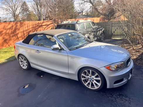Used 2013 BMW 135i Convertible image 5
