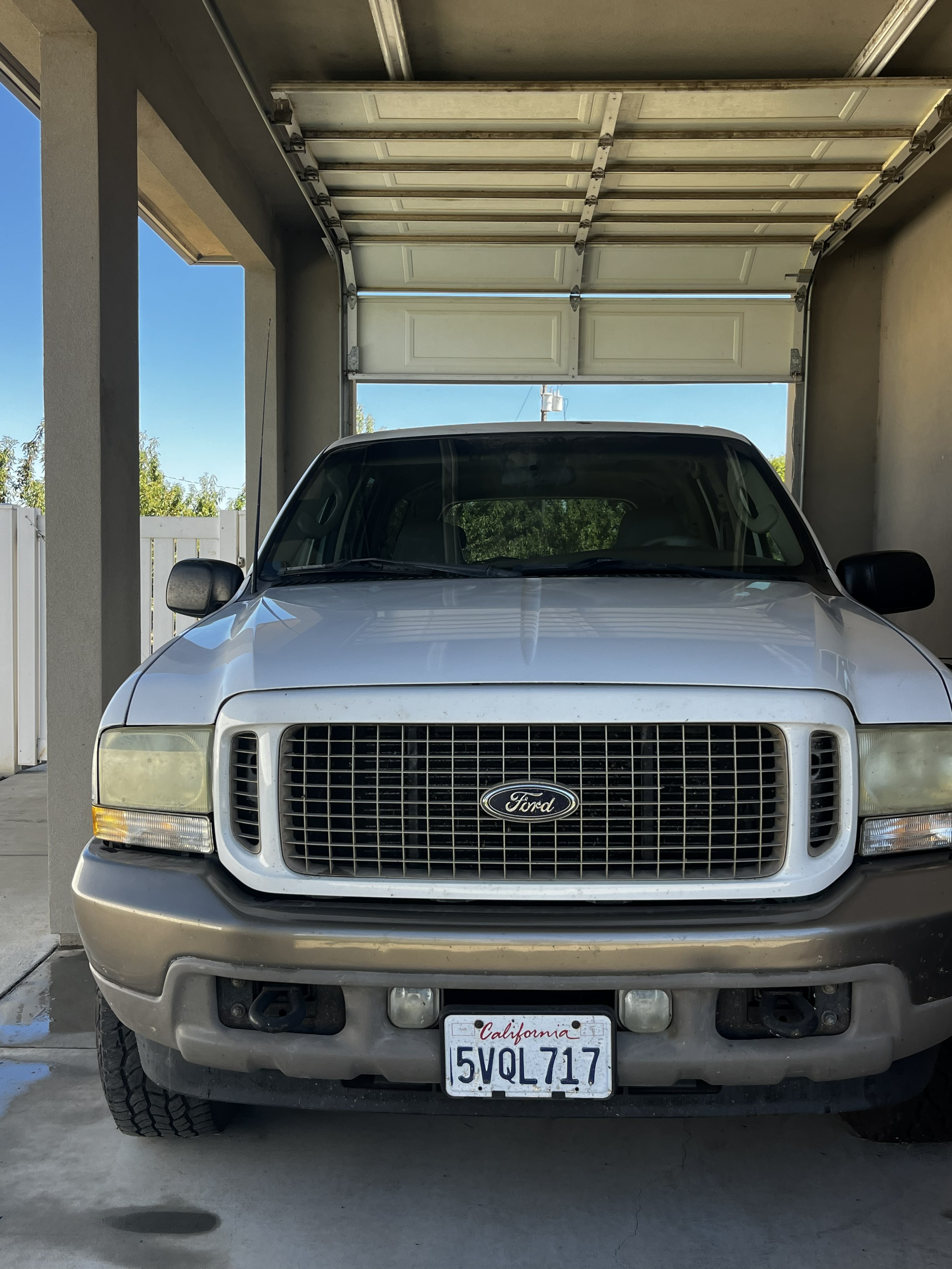 Used 2003 Ford Excursion Eddie Bauer AWD/4WD image 1