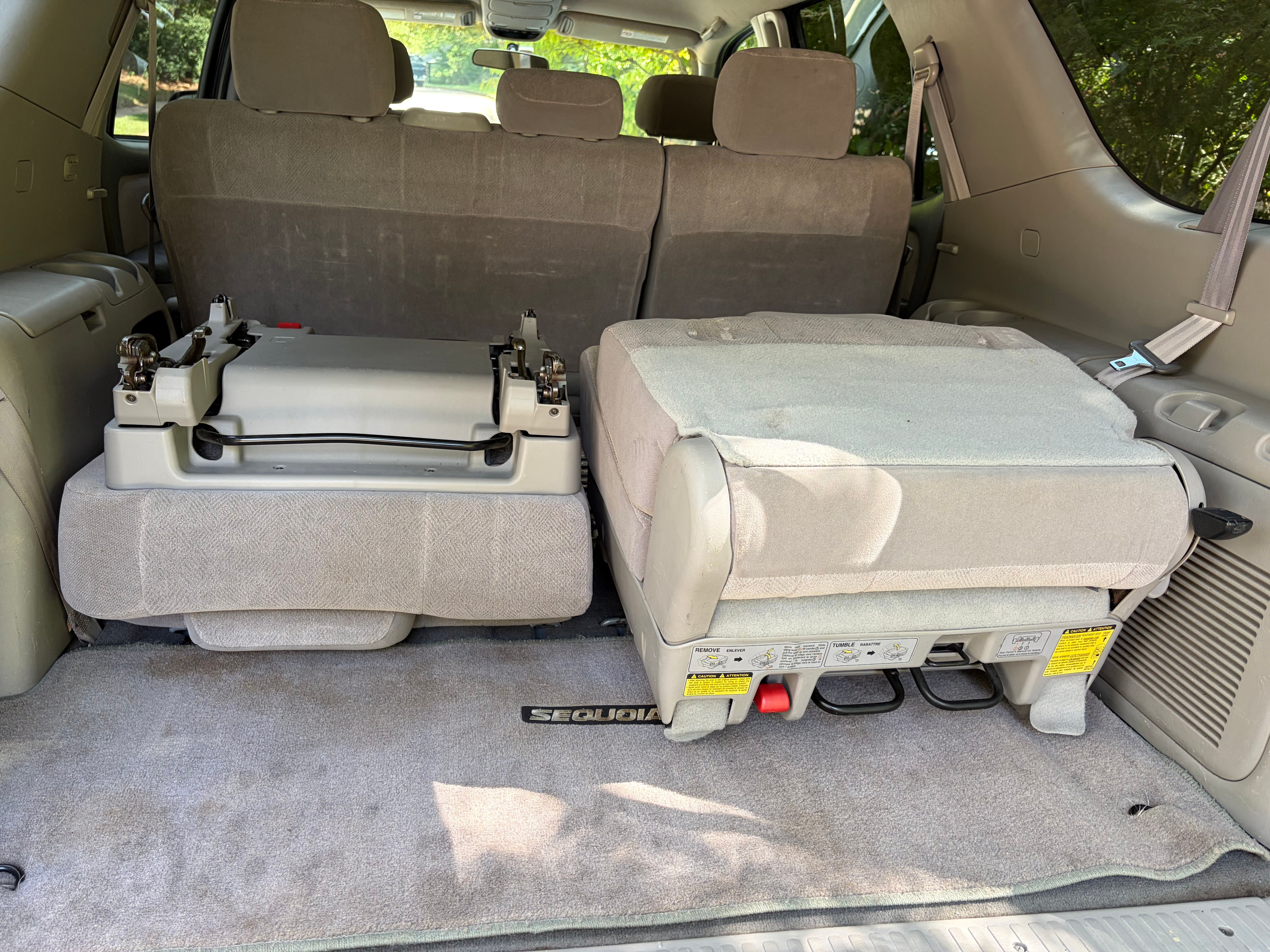 Used 2002 Toyota Sequoia SR5 RWD image 11