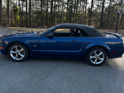 Used 2006 Ford Mustang GT Premium image 4