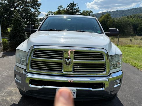 Used 2010 Dodge Ram 2500 Truck SLT w/ Big Horn Regional Pkg image 2