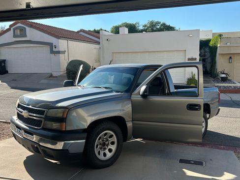 Used 2007 Chevrolet Silverado 1500 W/T image 4