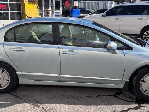 Used 2007 Honda Civic Hybrid Sedan image 5