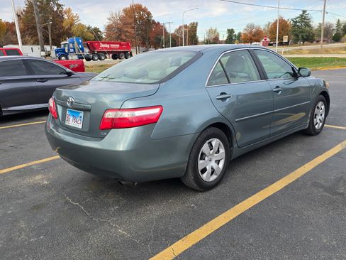 Used 2009 Toyota Camry LE image 6