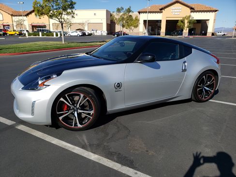 Used 2020 Nissan 370Z Coupe image 5
