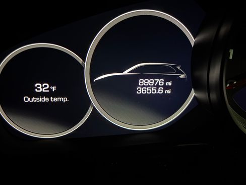 Used 2019 Porsche Cayenne image 24