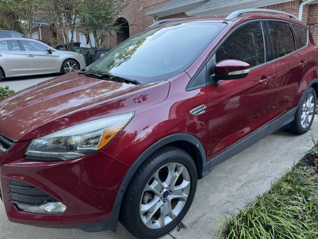Used 2016 Ford Escape Titanium w/ Equipment Group 301A FWD image 4