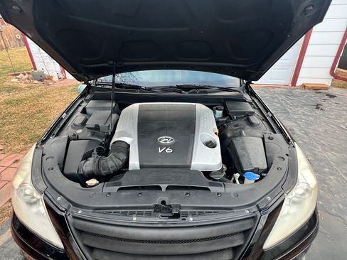 Used 2009 Hyundai Genesis 3.8 w/ Technology Pkg 4 image 12