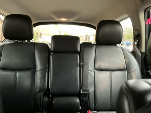 Used 2019 Cadillac Escalade Premium Luxury image 12