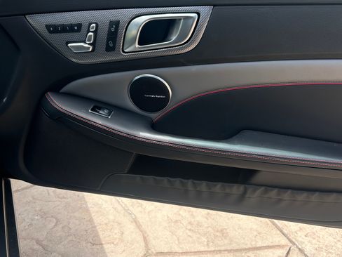 Used 2019 Mercedes-Benz SLC 43 AMG image 12