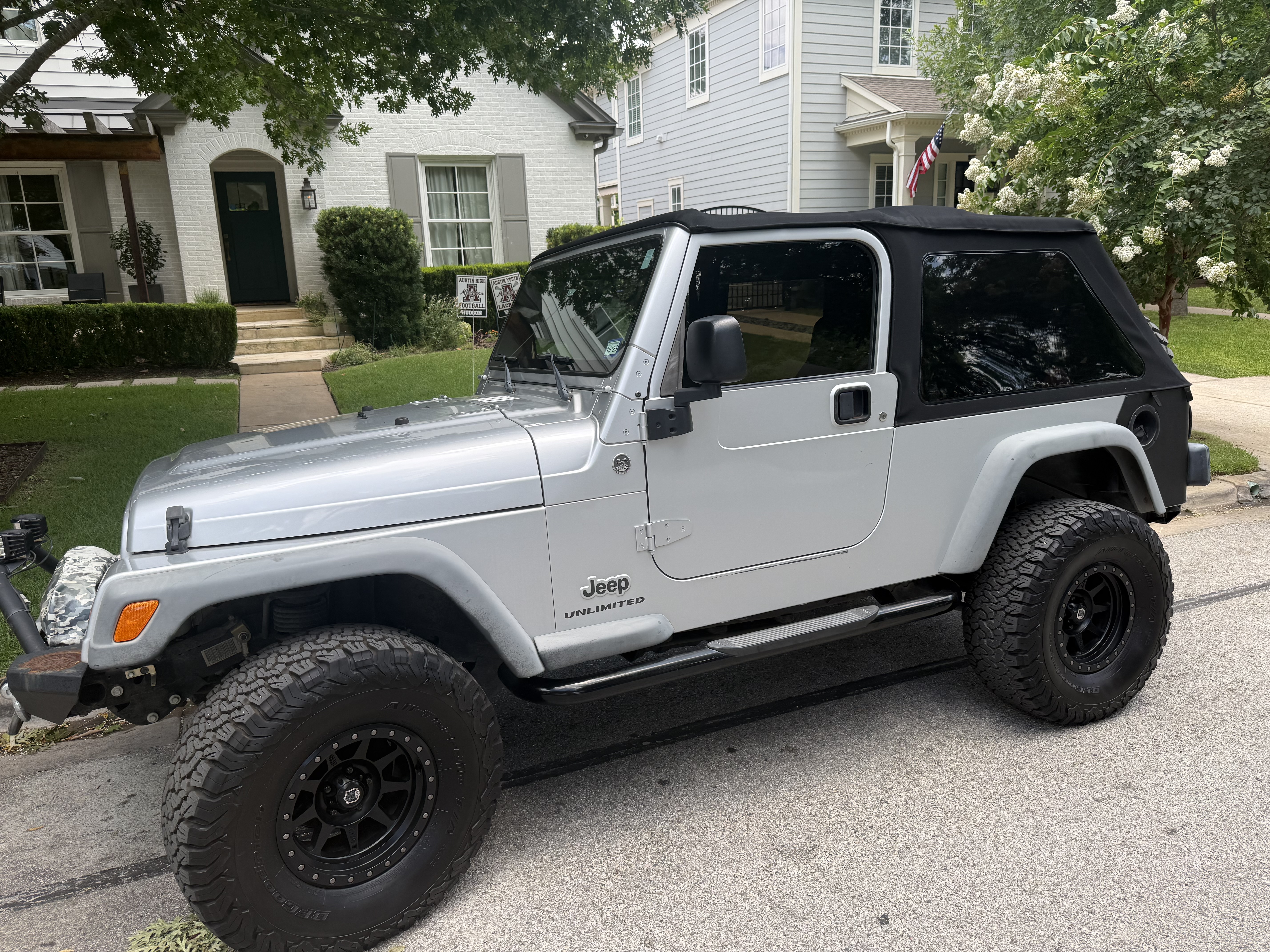 Used 2005 Jeep Wrangler Unlimited AWD/4WD image 1