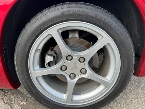 Used 2000 Chevrolet Corvette Convertible w/ Performance Handling Pkg RWD image 14