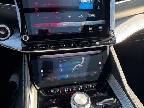 Used 2023 Jeep Grand Wagoneer 4WD w/ Rear Seat Video Group 1 image 13