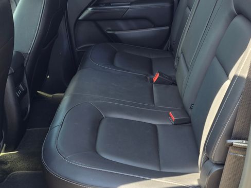 Used 2017 GMC Canyon SLT w/ Trailering Package image 25