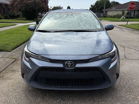 Used 2022 Toyota Corolla LE FWD image 1