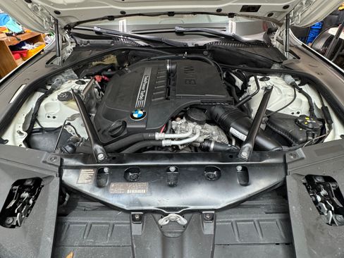 Used 2015 BMW 740Li image 11