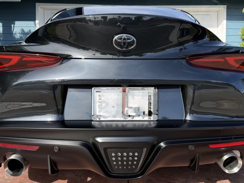 Used 2022 Toyota Supra Premium w/ Driver Assist Package image 5