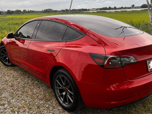 Used 2023 Tesla Model 3 Standard Range RWD image 9