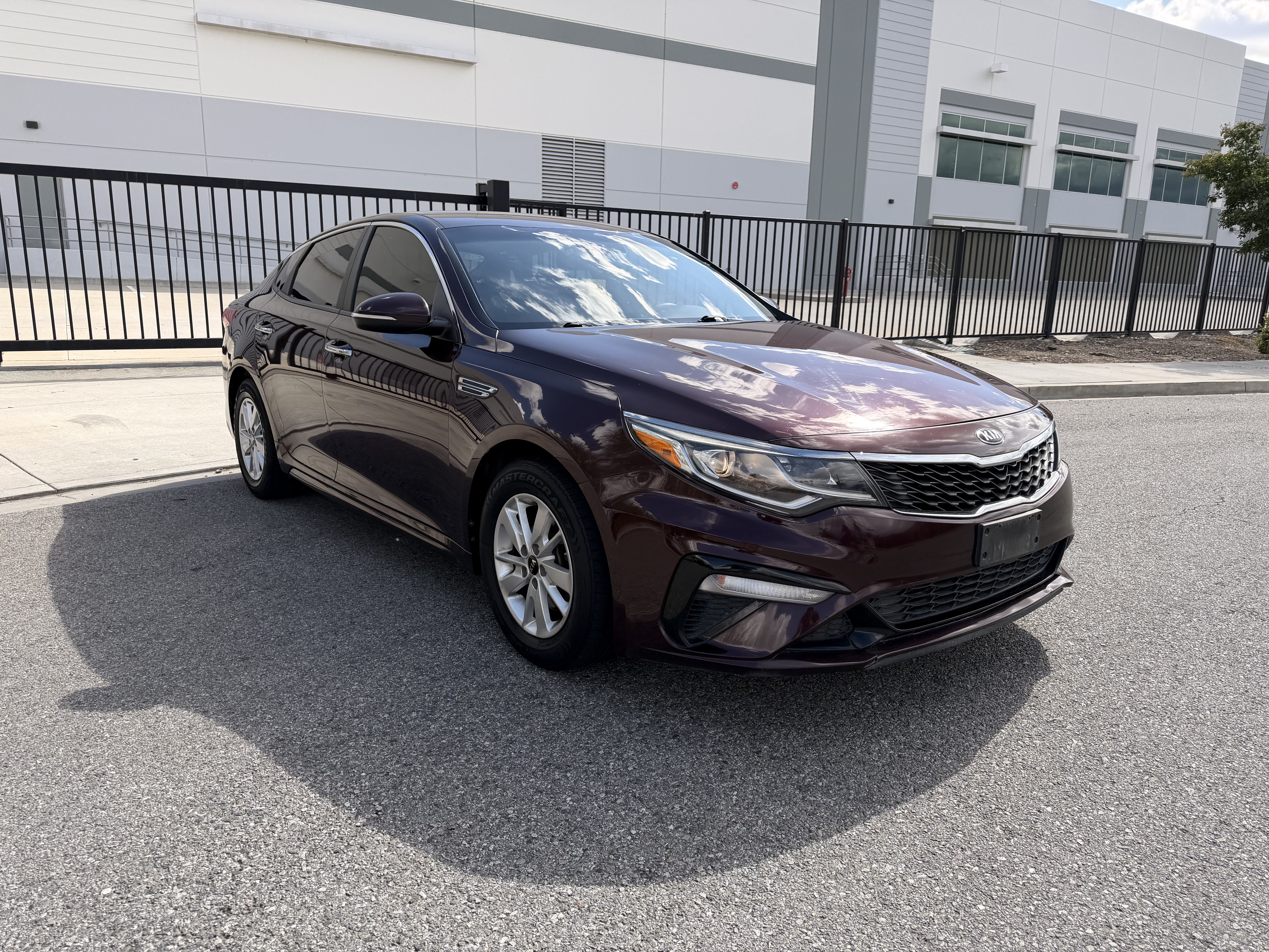 Used 2019 Kia Optima LX FWD image 4