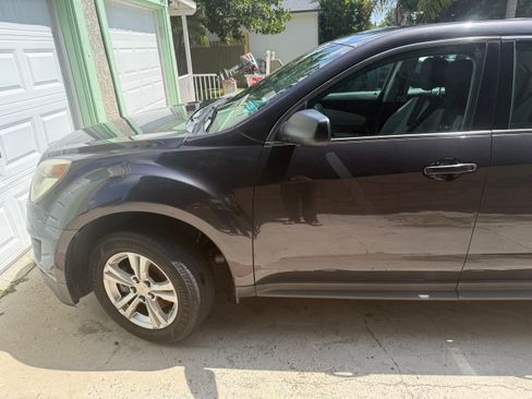 Used 2016 Chevrolet Equinox LS FWD image 2