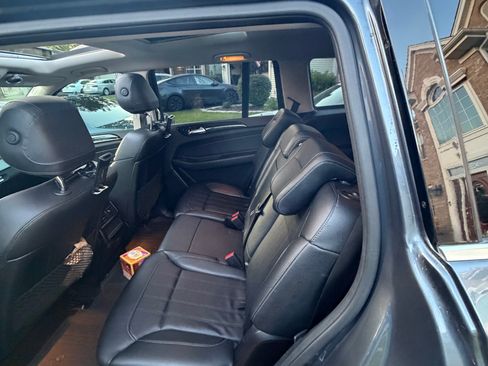 Used 2017 Mercedes-Benz GLS 450 4MATIC image 8