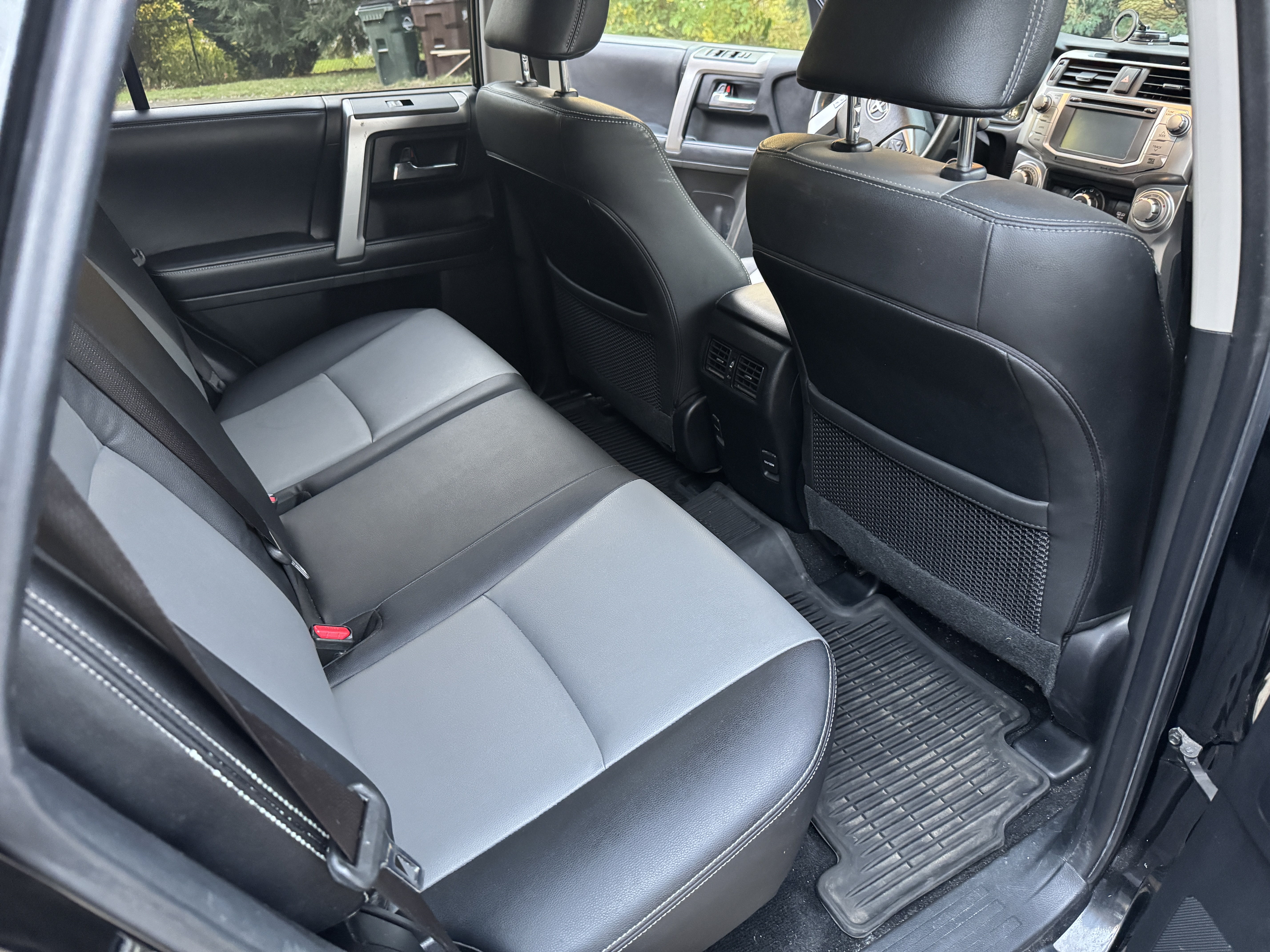 Used 2019 Toyota 4Runner SR5 Premium AWD/4WD image 9