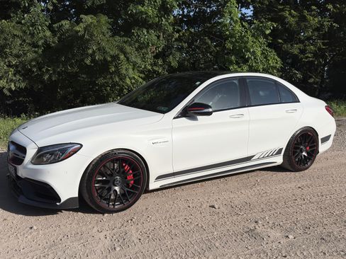 Used 2015 Mercedes-Benz C 63 AMG S image 1