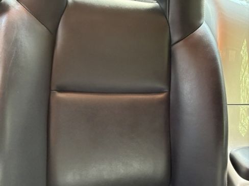 Used 2005 Chevrolet SSR w/ Preferred Equipment Group RWD image 18