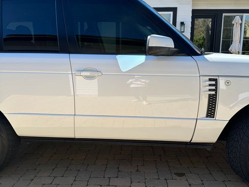 Used 2012 Land Rover Range Rover HSE AWD/4WD image 9