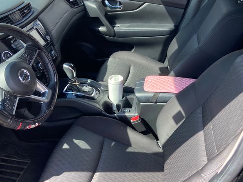 Used 2020 Nissan Rogue SV AWD/4WD image 8