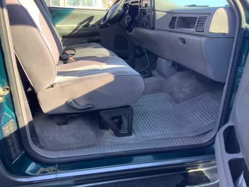 Used 1995 Dodge Ram 2500 Truck 4x4 Regular Cab image 9