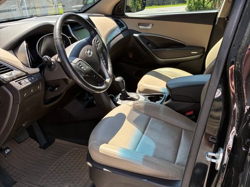 Used 2017 Hyundai Santa Fe Sport AWD/4WD image 6