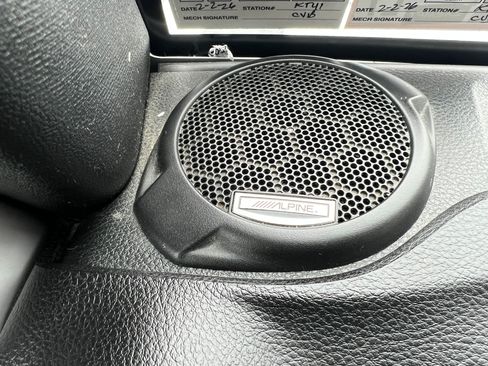 Used 2016 Jeep Wrangler Unlimited Sahara image 10