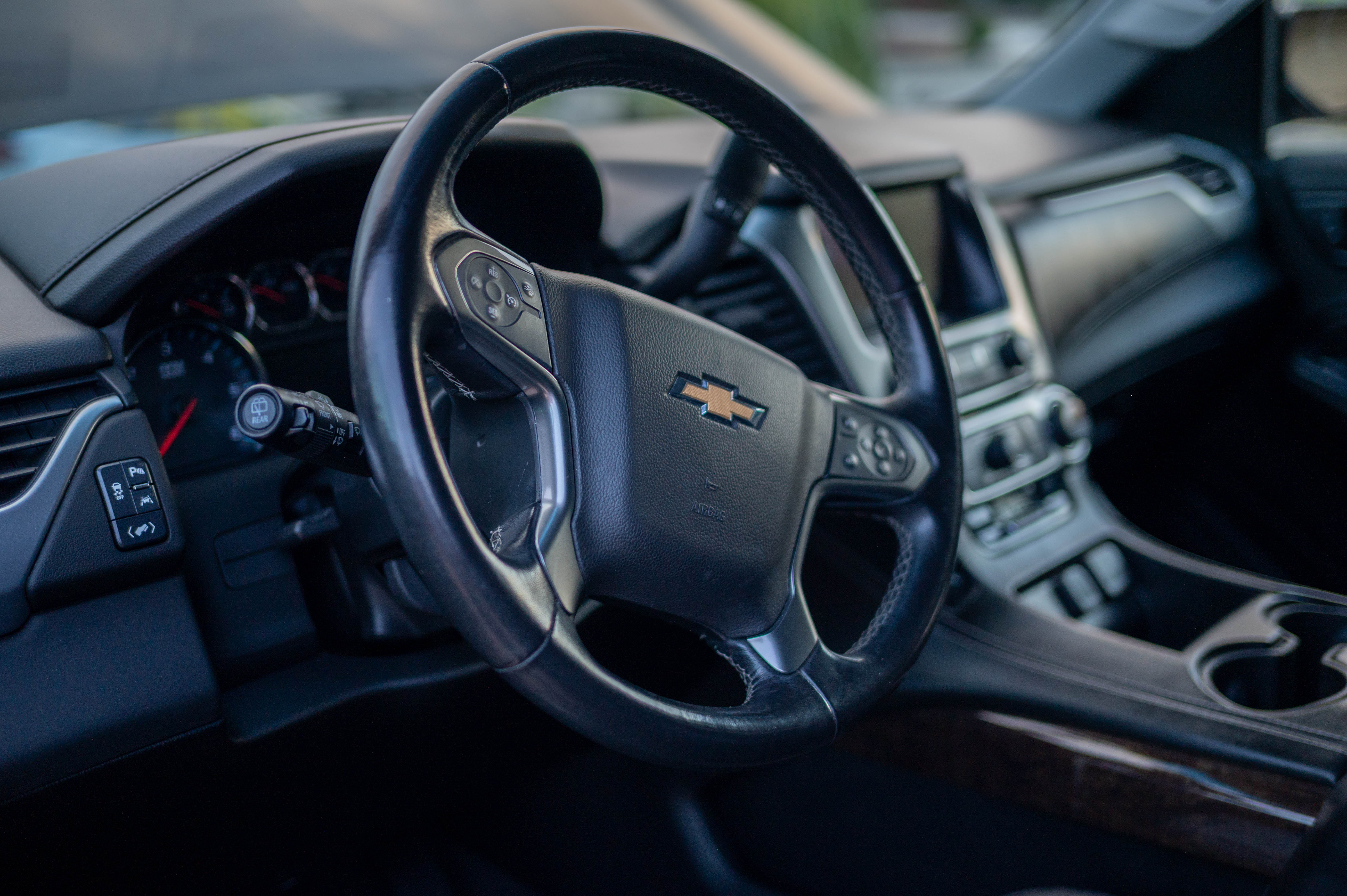 Used 2019 Chevrolet Tahoe LT w/ LT Midnight Edition RWD image 9