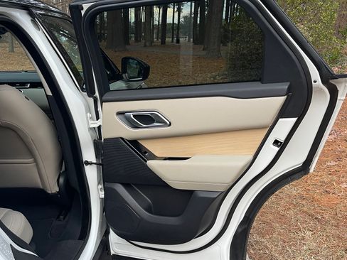 Used 2023 Land Rover Range Rover Velar S image 17