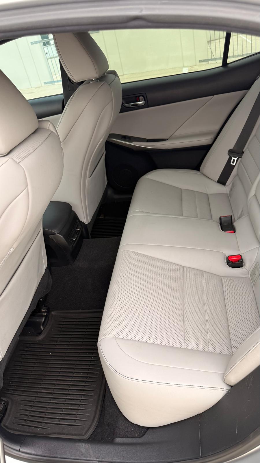 Used 2016 Lexus IS 300 AWD w/ F Sport Package image 2