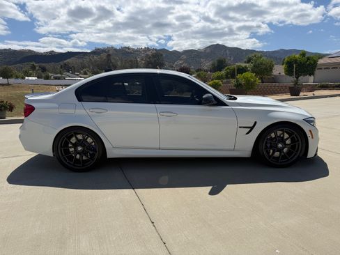 Used 2018 BMW M3 RWD image 4