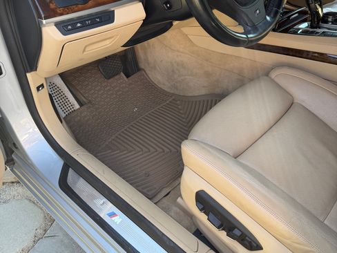 Used 2014 BMW 740Li xDrive AWD/4WD image 9