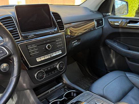 Used 2016 Mercedes-Benz GLE 350 350 4MATIC Sport Utility 4D image 8