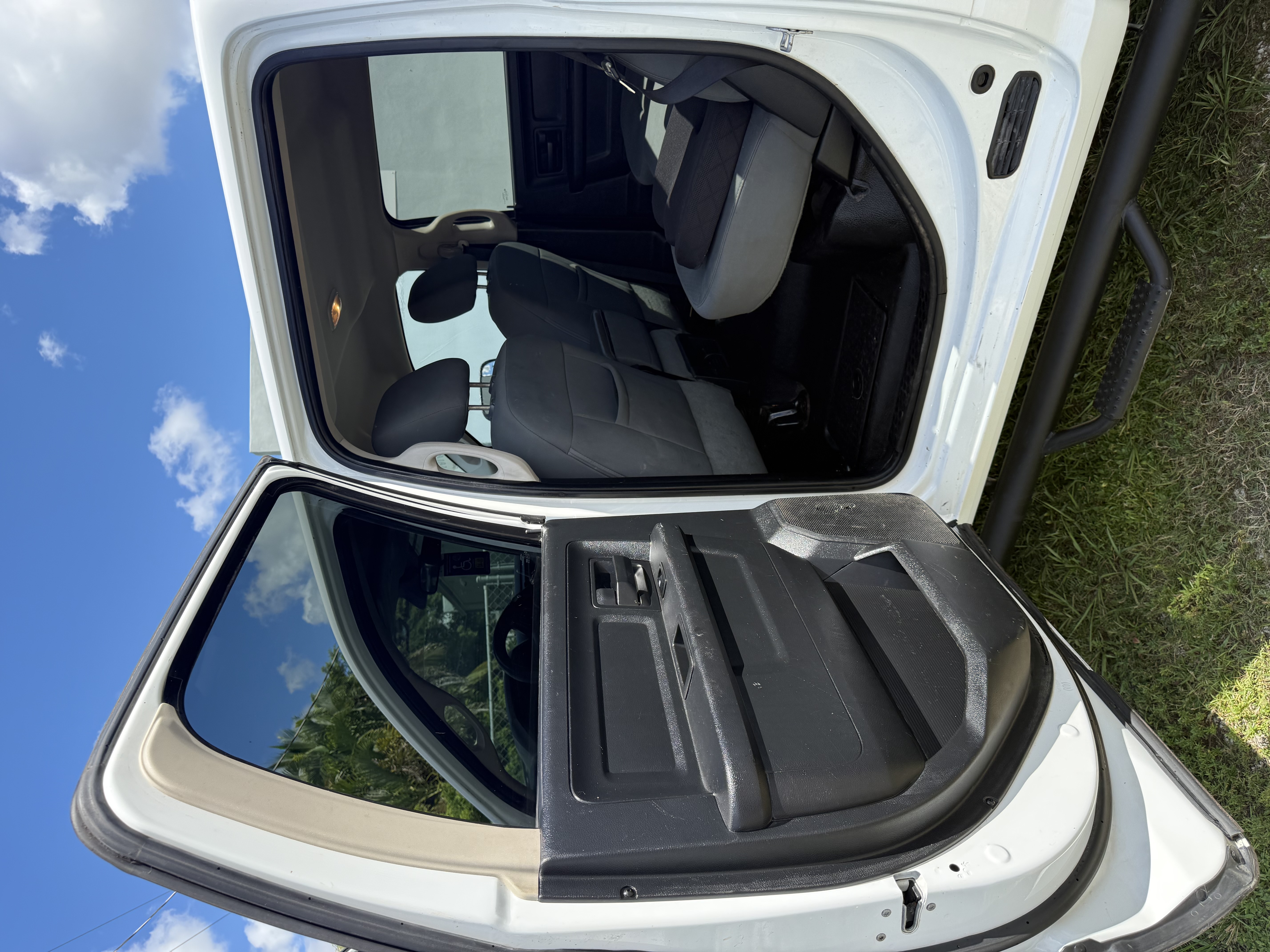 Used 2013 RAM 2500 Tradesman w/ Popular Equipment Group AWD/4WD image 9