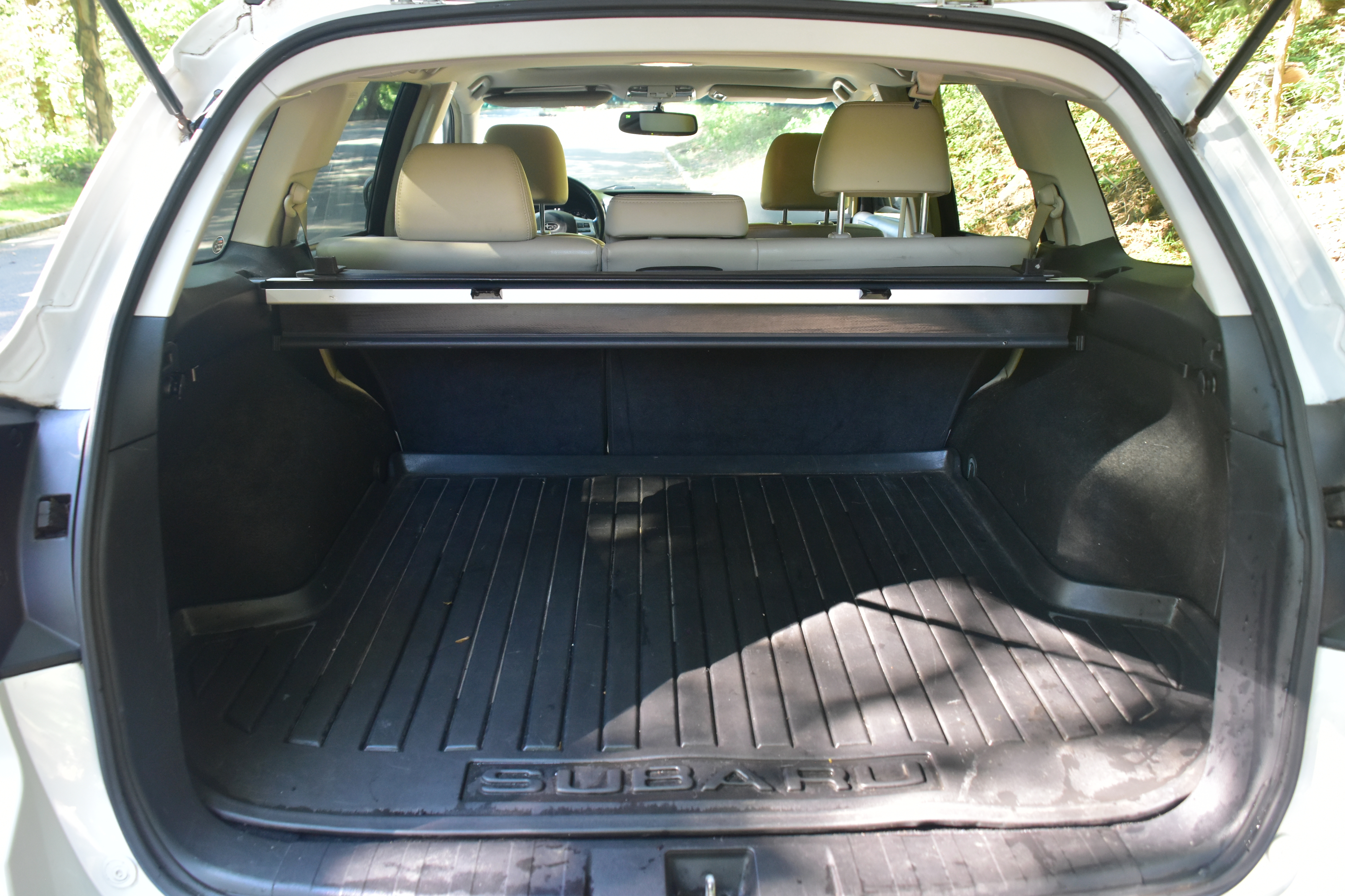 Used 2012 Subaru Outback 2.5i Limited AWD/4WD image 15