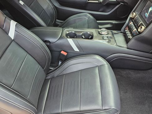 Used 2021 Ford Mustang Shelby GT500 w/ Carbon Fiber Handling Package image 24