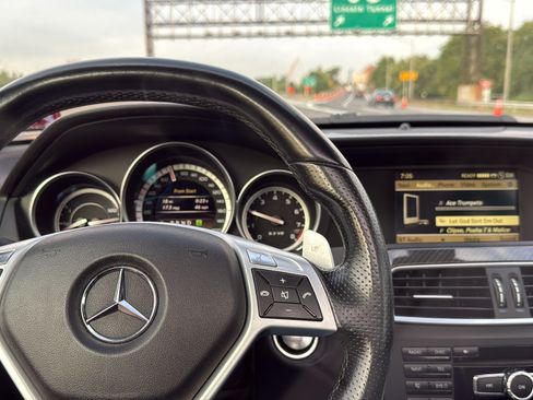 Used 2012 Mercedes-Benz C 63 AMG Coupe image 16