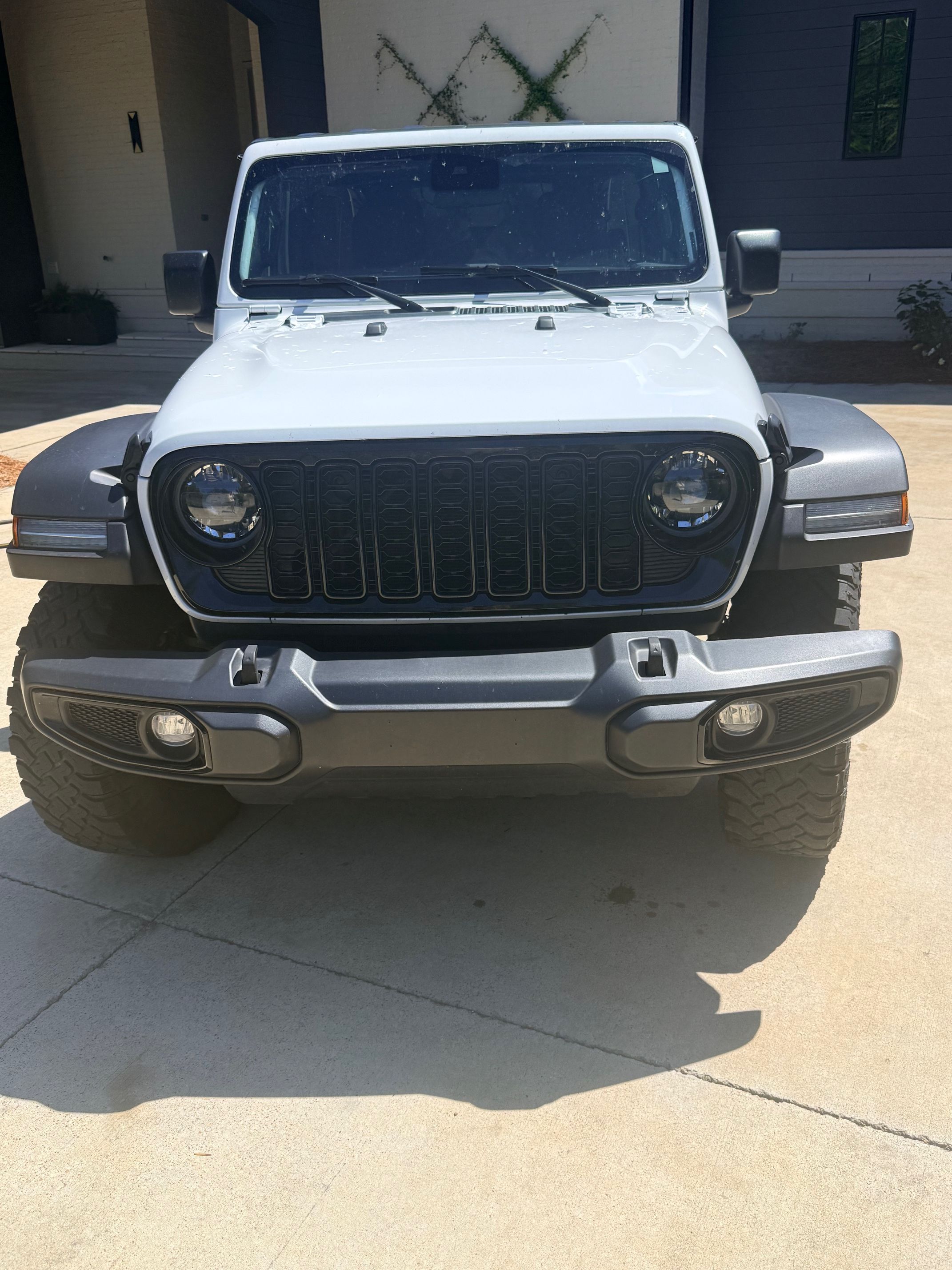 Used 2024 Jeep Wrangler Unlimited Sport AWD/4WD image 4