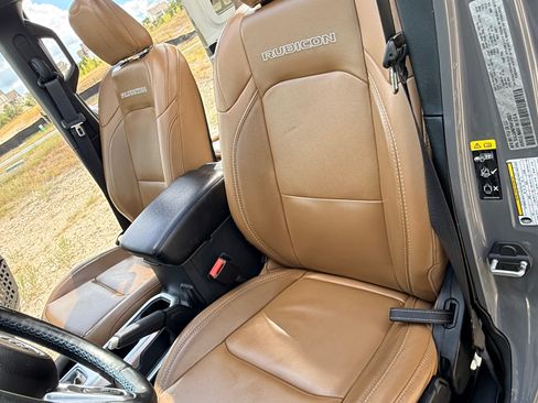 Used 2022 Jeep Wrangler Unlimited Rubicon 4xe w/ Cold Weather Group image 12