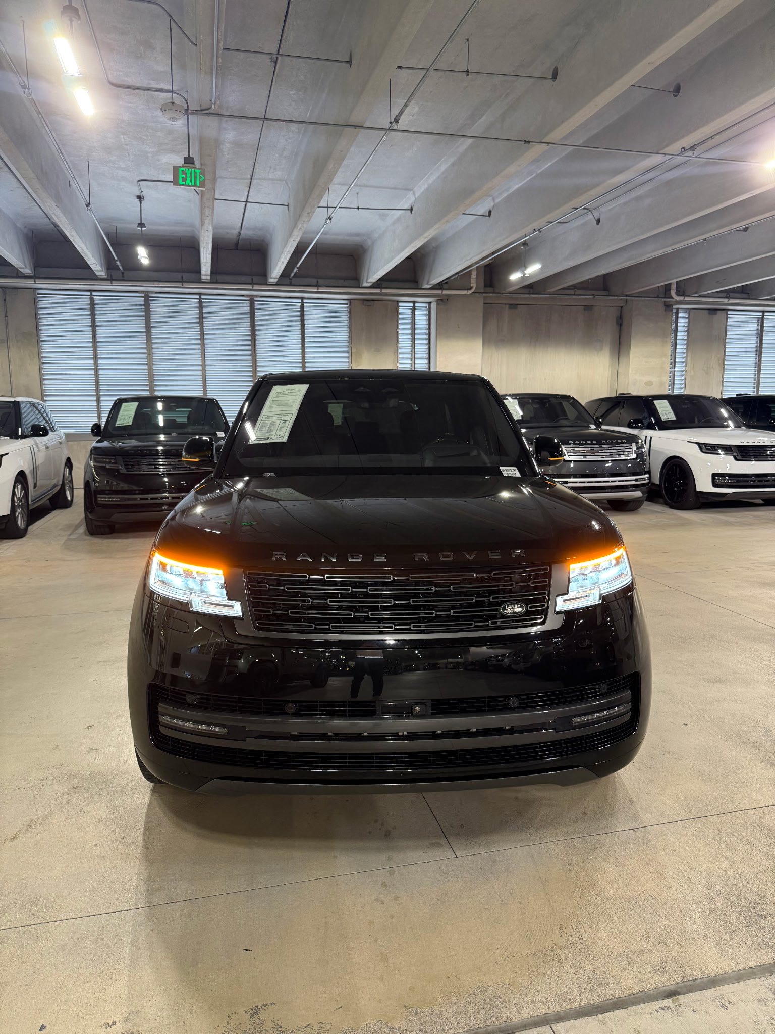 Used 2023 Land Rover Range Rover SE AWD/4WD image 11